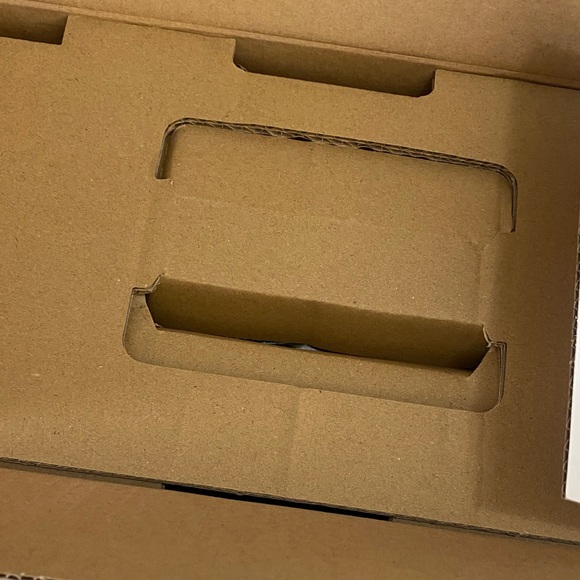 Hamilton Beach Silver and Black Toaster - Picture 4 of 8